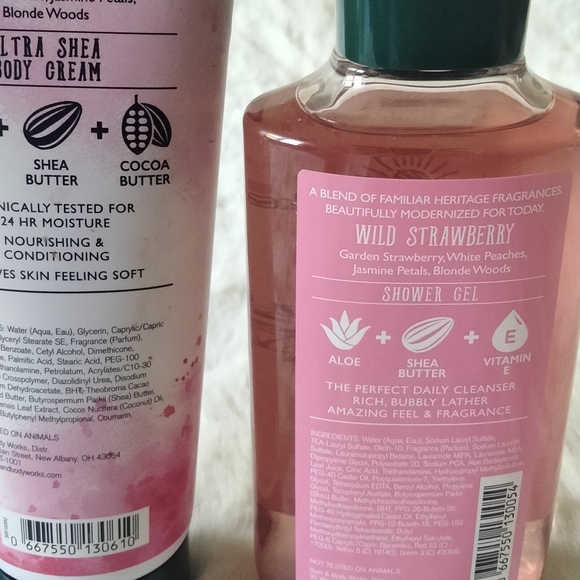 Bath & Body Works Wild Strawberry - Picture 5 of 6